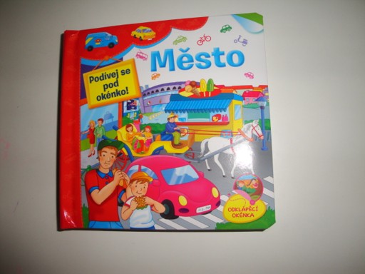 Město