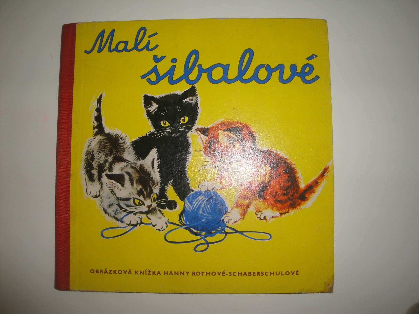 Malí šibalové - veselé vyprávění o koťátkách