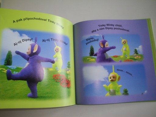 Teletubbies- čtyři veselé Teletubbies a Dipsy tancuje 