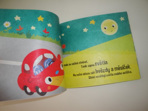 O malém červeném autíčku