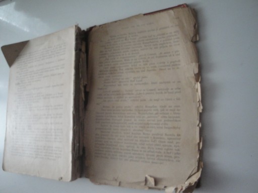 Dvacet tisíc mil pod mořem- Jules Verne 