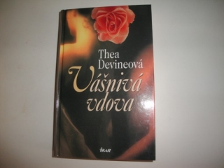 Vášnivá vdova-Thea Devineová 
