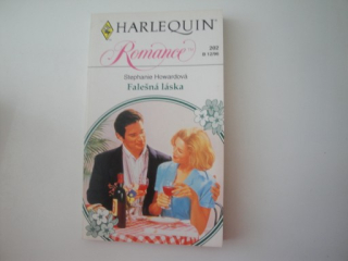Falešná láska-Stephanie Howardová 