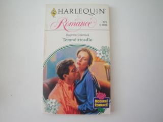 Temné zrcadlo-Daphne Clairová