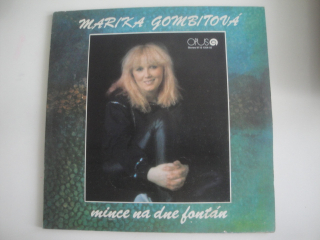 Marika Gombitová-Mince na dne fontán 