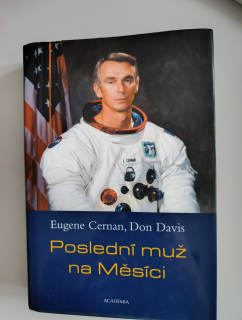 Poslední muž na měsíci-Eugene Cernan, Dod Davis