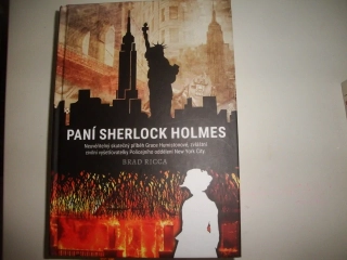 Paní Sherlock Holmes - Brad Ricca 